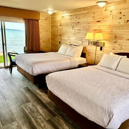 Sunrise Beach Motel マッキノー・シティ エクステリア 写真